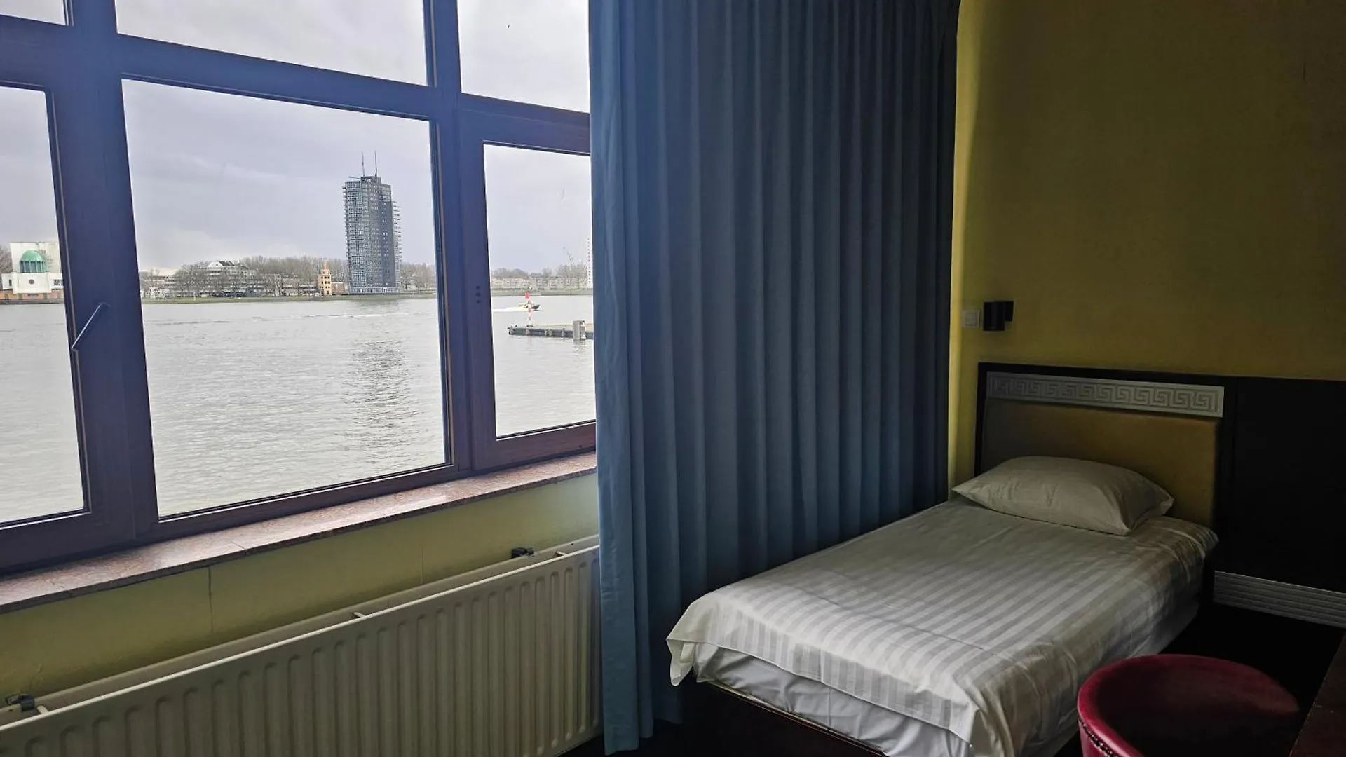 New Ocean Paradise Hotel Rotterdam