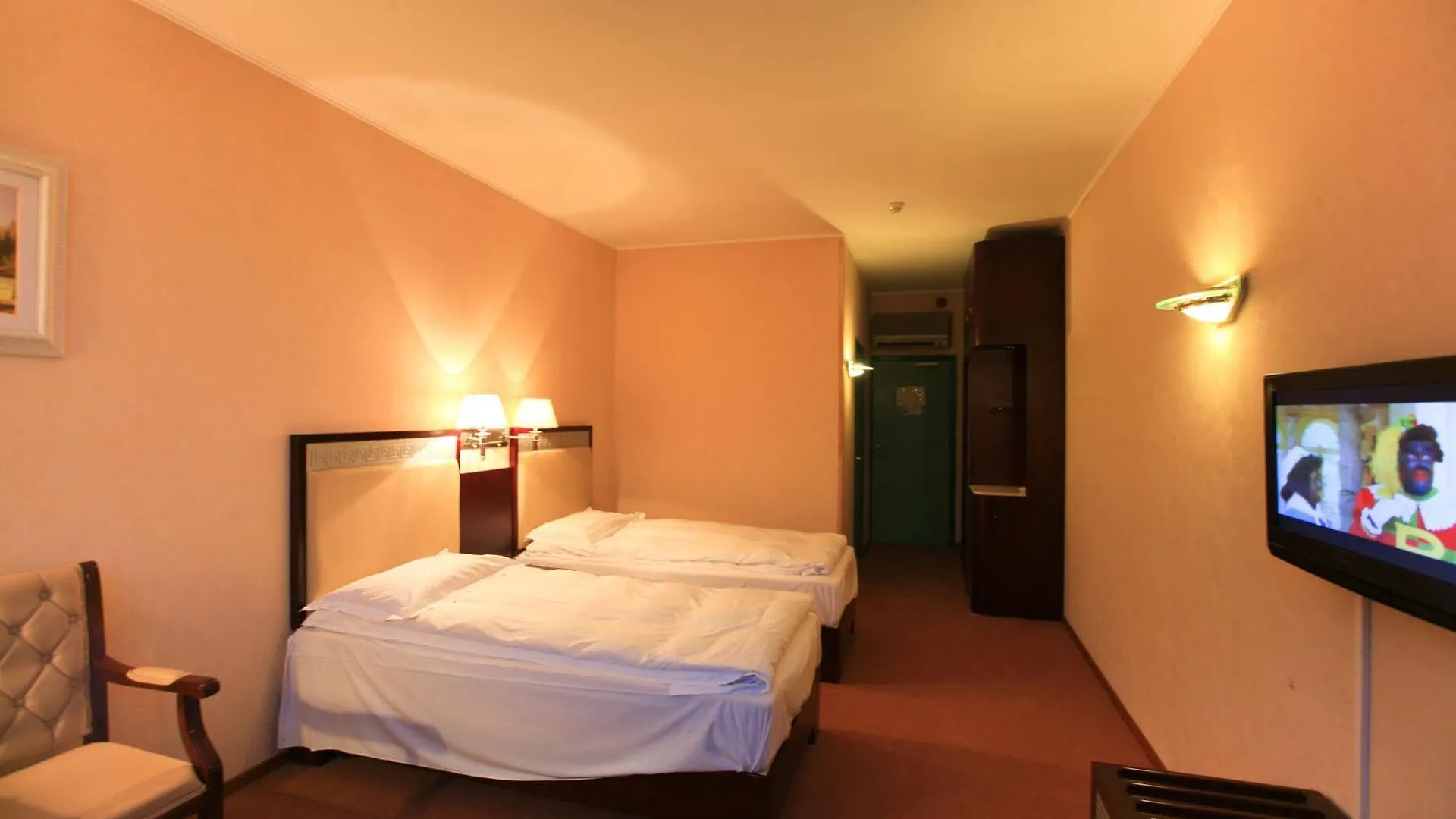New Ocean Paradise Hotel Róterdam