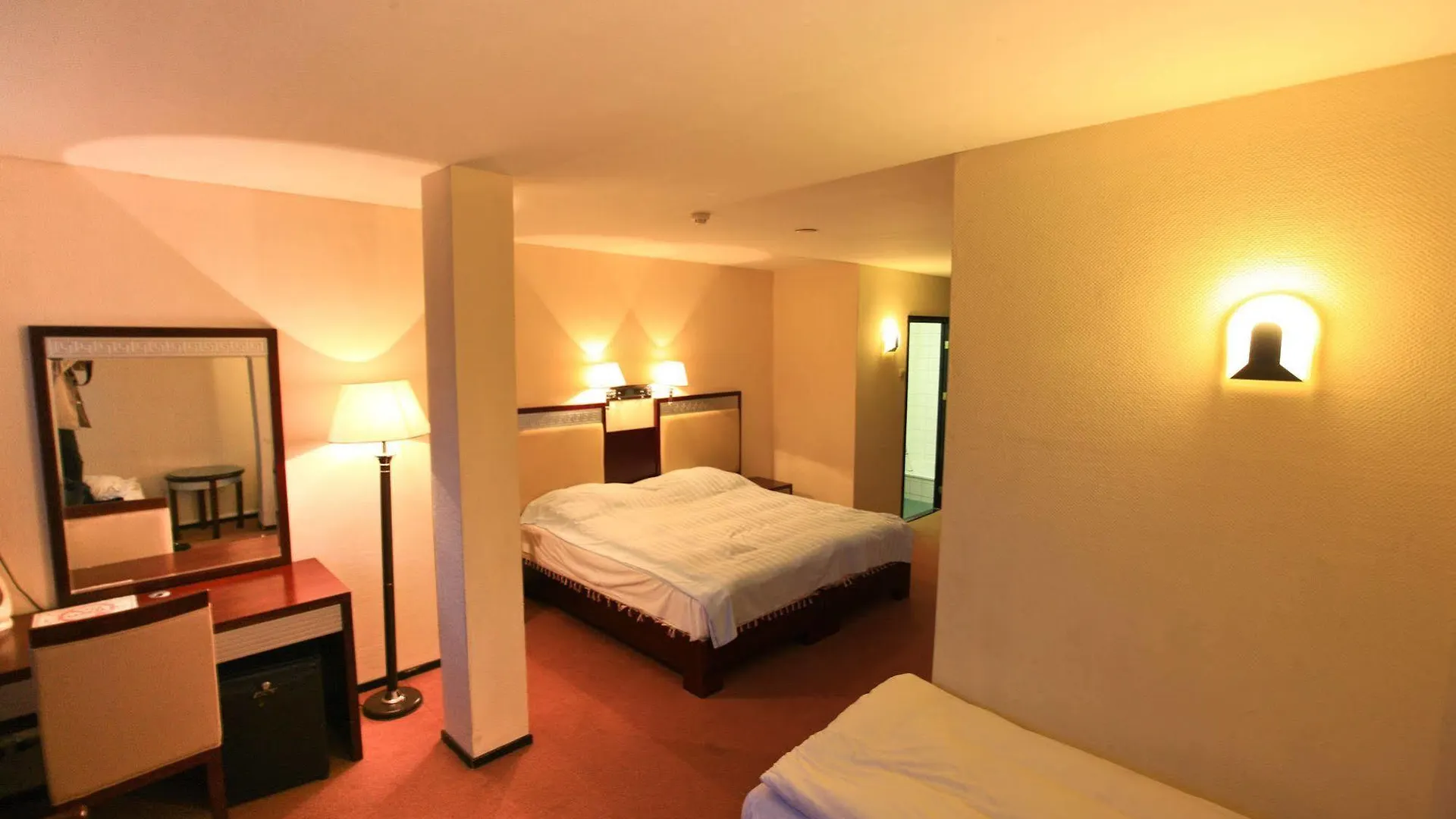 New Ocean Paradise Hotel Rotterdam